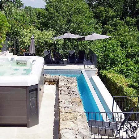 Travers De Pechmeja Domek letniskowy *