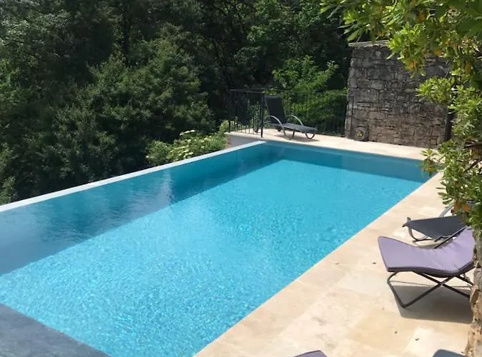 Orman Evi Travers De Pechmeja