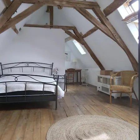 롯지 Travers De Pechmeja *