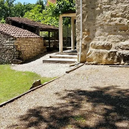 Travers De Pechmeja *