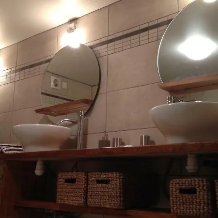 Travers De Pechmeja 롯지 *